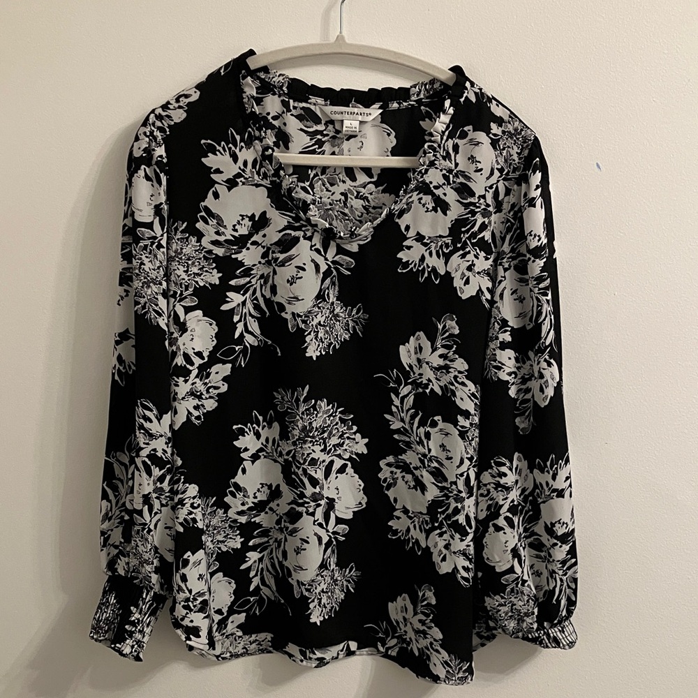 COUNTERPARTS Black and White Floral Blouse